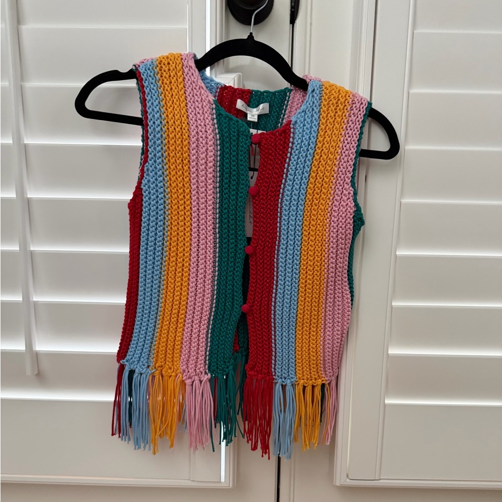 Line and Dot colorful fringe top